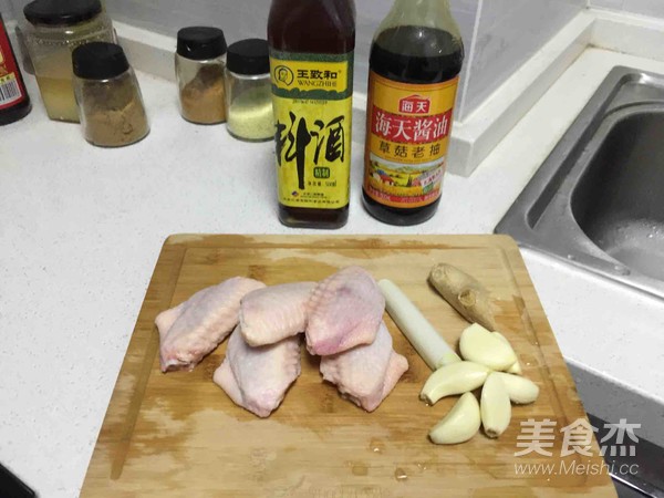 美味可乐鸡翅的做法步骤：1