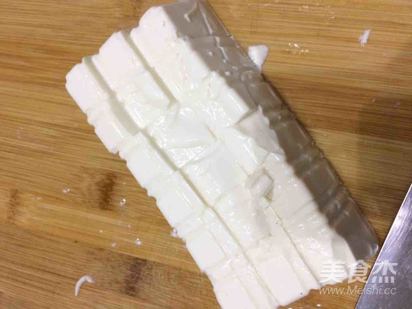 豆腐拌皮蛋的做法步骤:6