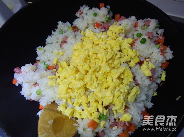 蛋炒饭的做法步骤:12