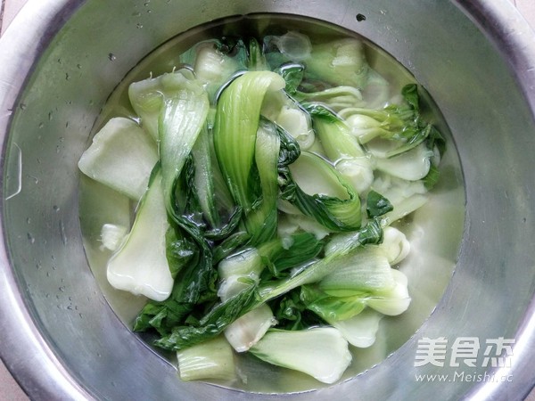 香菇肉末油菜的做法步骤：4