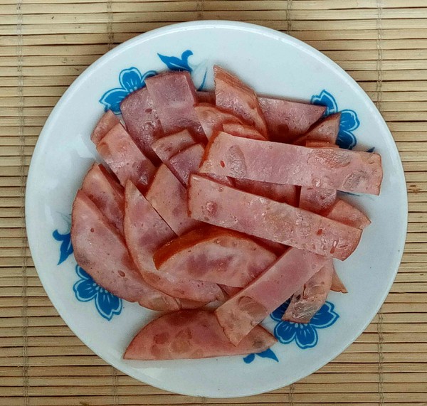 火腿白菜炒莜面的做法步骤:7