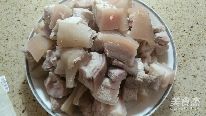 家常红烧肉的做法步骤：2