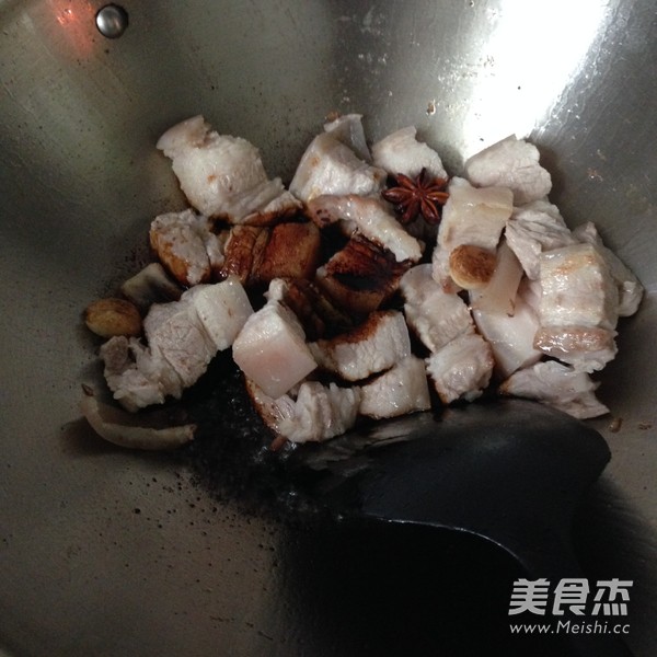 百叶结红烧肉的做法步骤:4
