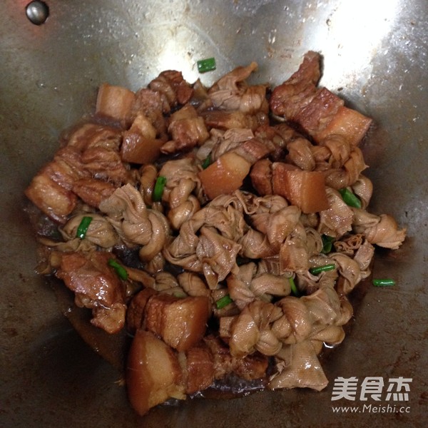 百叶结红烧肉的做法步骤:8