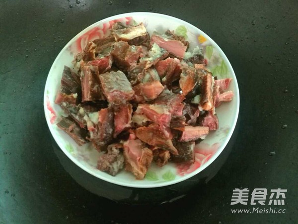 香辣酱鸭的做法步骤：2