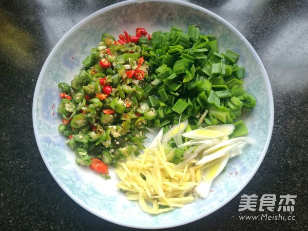 香辣酱鸭的做法步骤：3