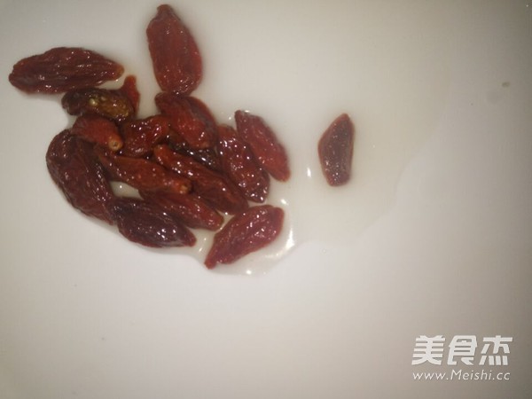 金汤娃娃菜的做法步骤:2