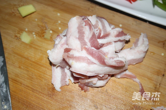 小炒肉的做法步骤：4