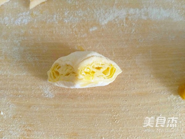 南瓜面花样馒头的做法步骤:7