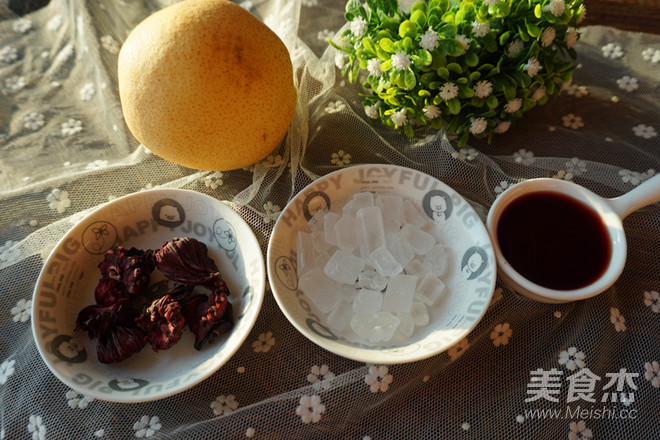 洛神花冰糖雪梨饮的做法步骤：1