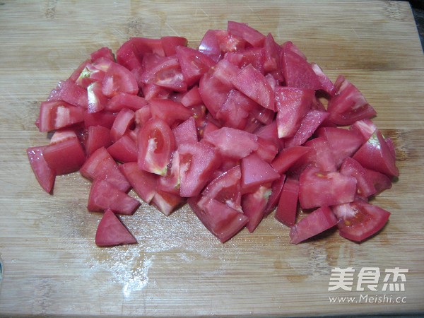 三文鱼番茄汤的做法步骤:2