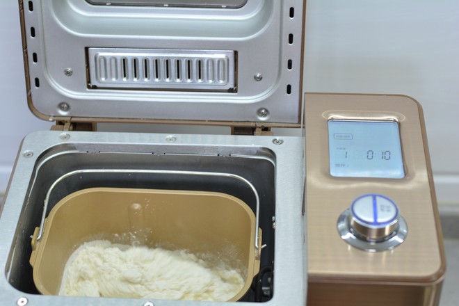 猪肉圆白菜饺子的做法步骤:2
