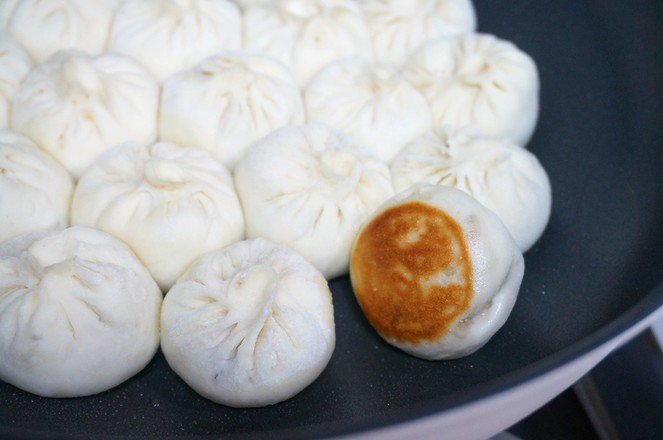 生煎包的做法步骤:13