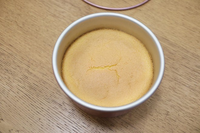 无油南瓜泥戚风蛋糕的做法步骤:16