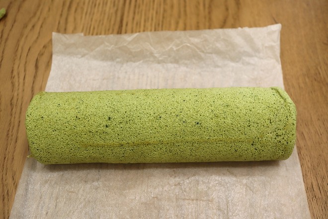 芋泥抹茶蛋糕卷的做法步骤:22