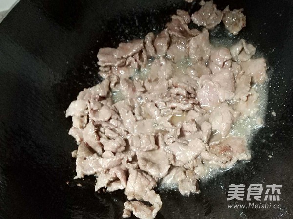 小炒牛肉的做法步骤：4