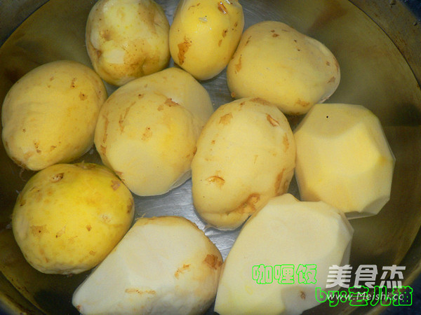 咖喱饭的做法步骤：1