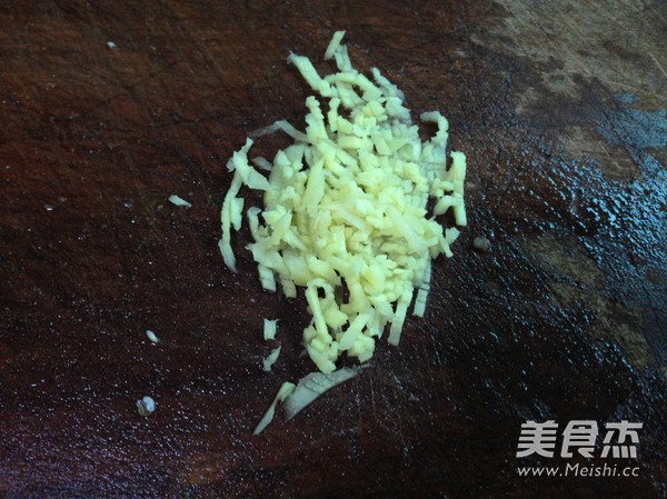 胡萝卜泥炒豆渣的做法步骤:5