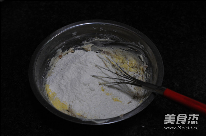红糖蛋黄饼干的做法步骤:3
