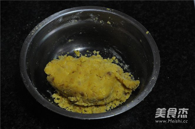 红糖蛋黄饼干的做法步骤:6
