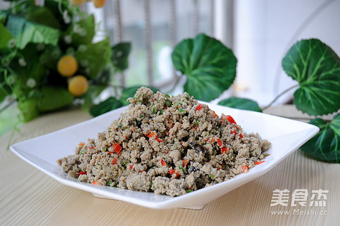 双色鸡蛋炒豆渣的做法步骤:7