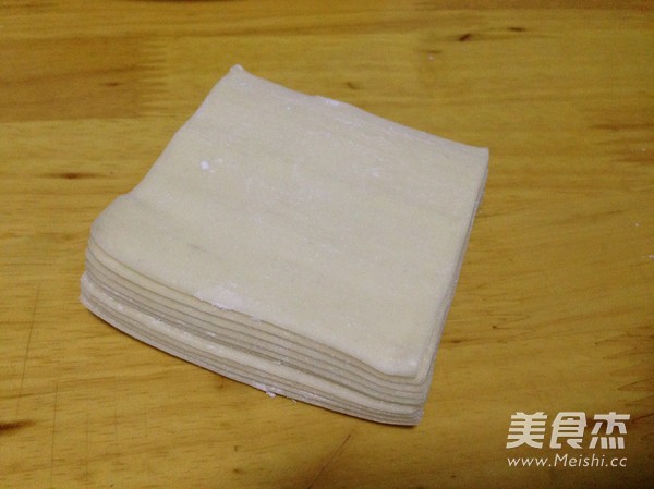 酥炸馄饨的做法步骤:2