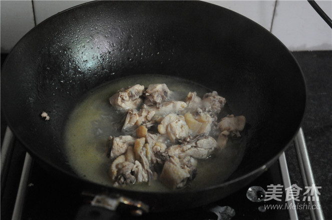 咸香下饭，美味湘菜——香辣鸡块的做法步骤：2