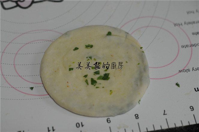 芹菜叶千层饼的做法步骤：10