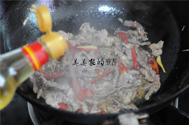 四季豆炒年糕的做法步骤:4