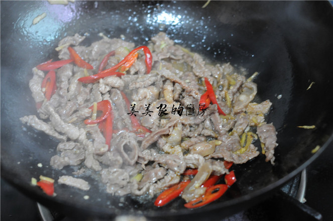 四季豆炒年糕的做法步骤:3