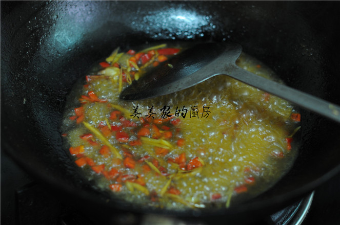 蒜香鲷鱼片的做法步骤:6