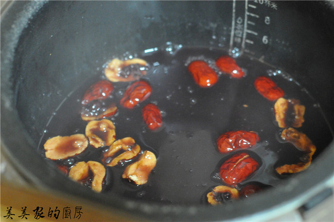 三米桂圆粥的做法步骤:6