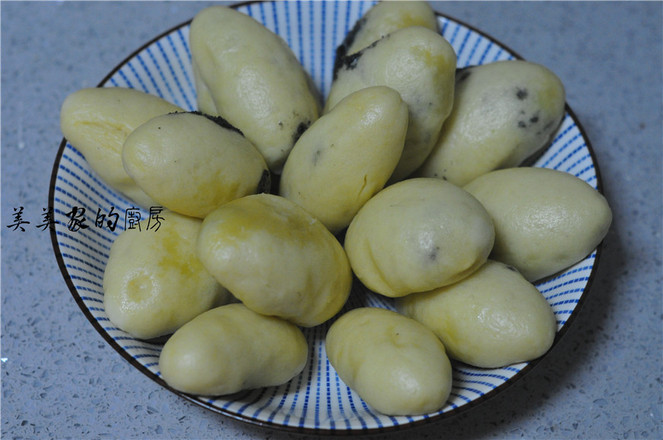 黑芝麻蜂蜜包的做法步骤:10