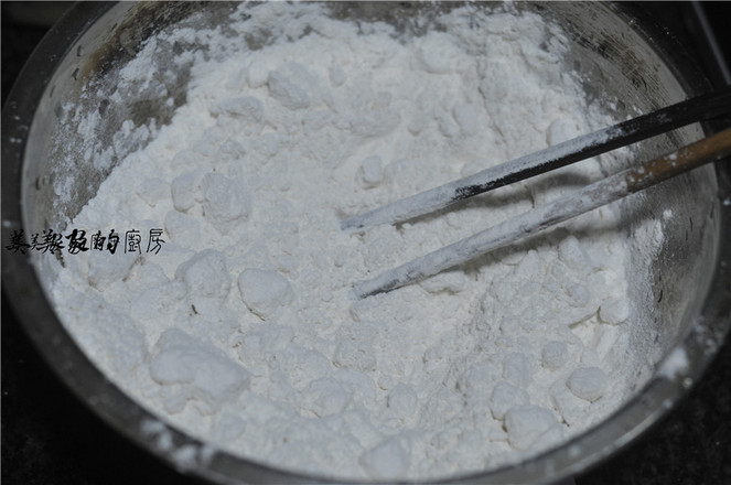 芹菜叶酸汤面的做法步骤:4