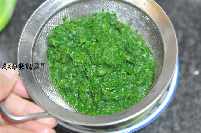 芹菜叶酸汤面的做法步骤:3