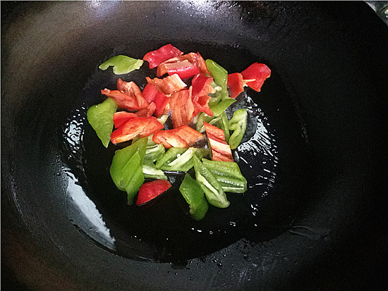 菠萝炒牛肉的做法步骤:5