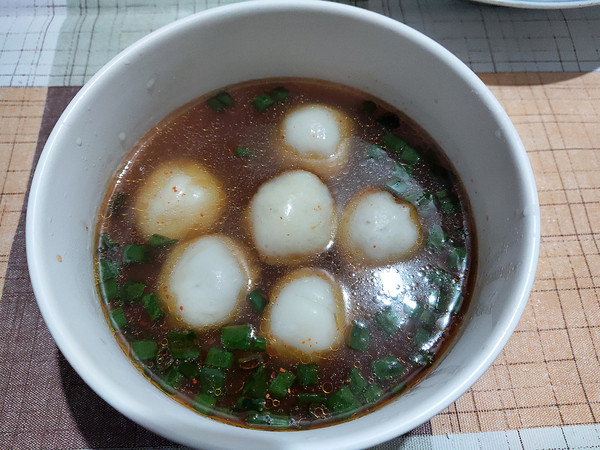 酸辣鲜肉汤圆的做法步骤:14