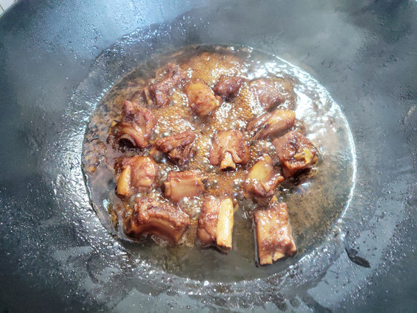 可乐排骨的做法步骤:9