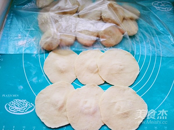 豇豆肉馅包子的做法步骤:14