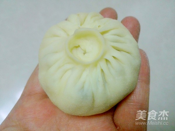 地软韭菜大肉包子的做法步骤:14