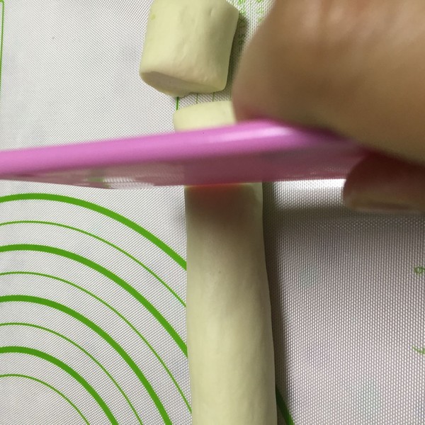 馄饨版香菇猪肉烧麦的做法步骤:6