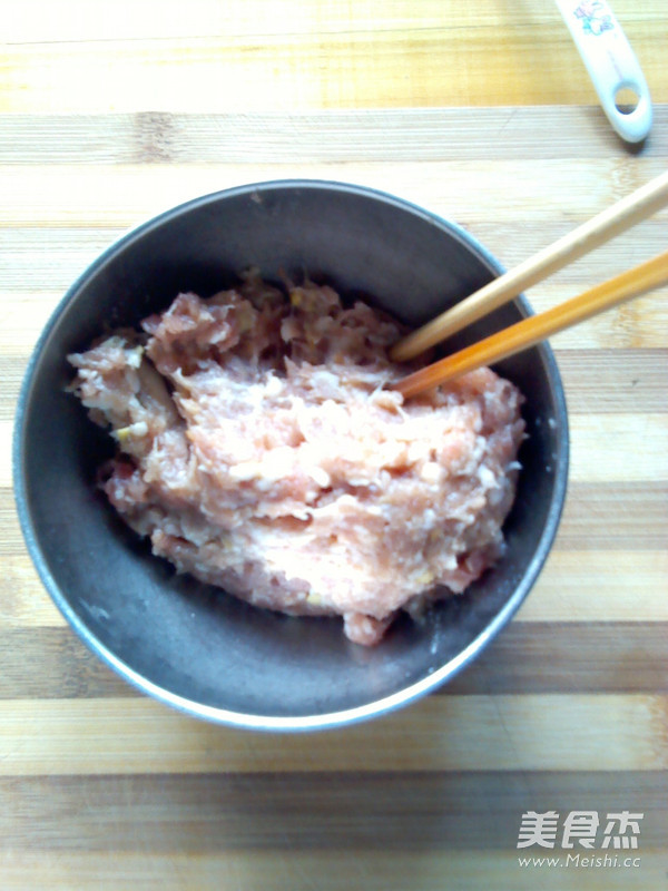 东北熏肉卷的做法步骤:2