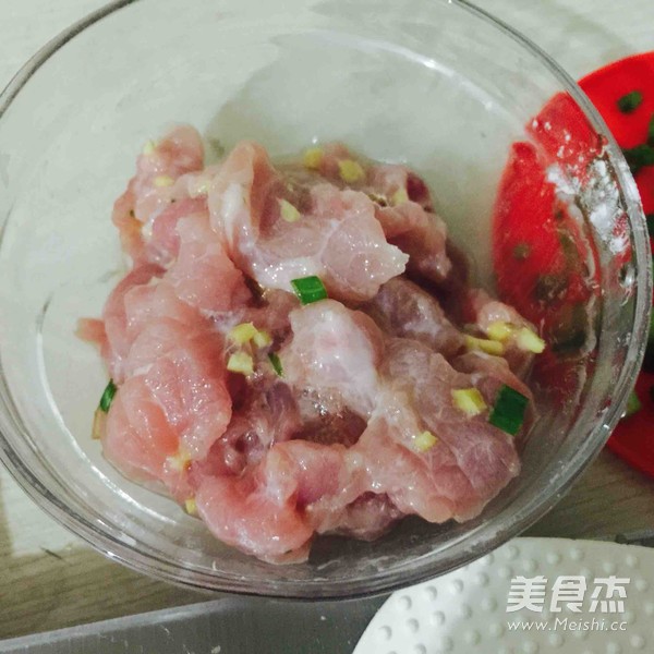 茭白炒肉的做法步骤：3