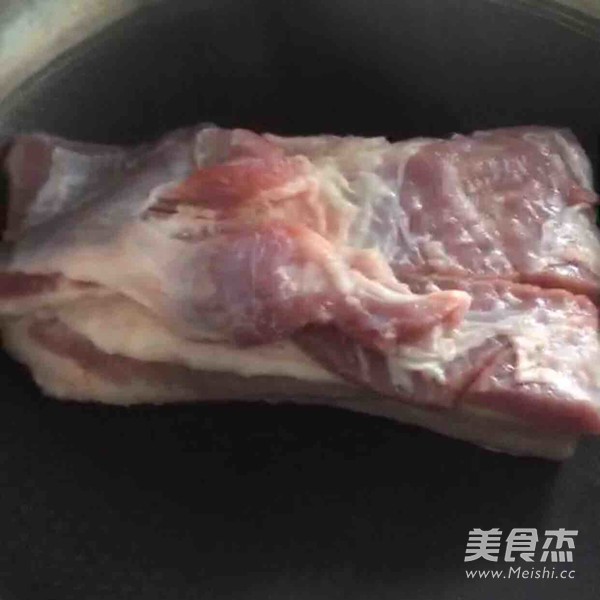 红烧肉的做法步骤：1