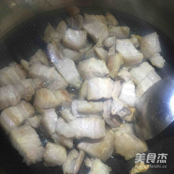 红烧肉的做法步骤：4
