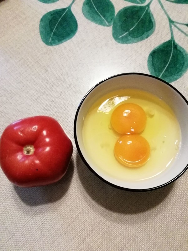 虾仁番茄炒饭的做法步骤：2