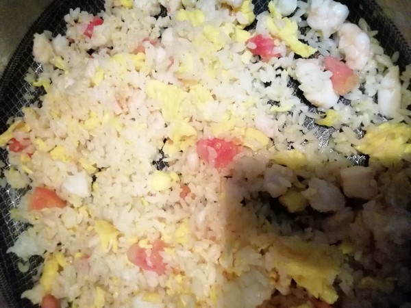 虾仁番茄炒饭的做法步骤：11