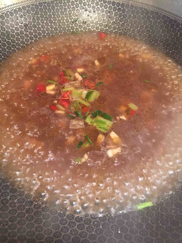 醉酒煮花螺的做法步骤:3