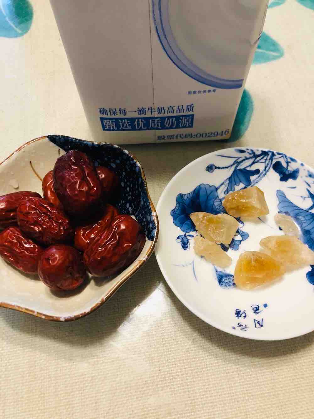 牛奶红枣粥的做法步骤：2