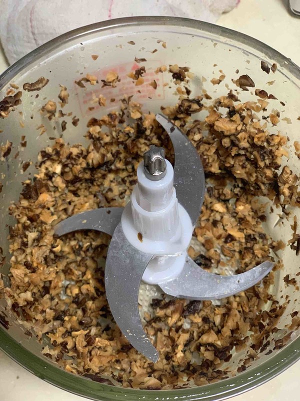 香菇瘦肉包子的做法步骤:4